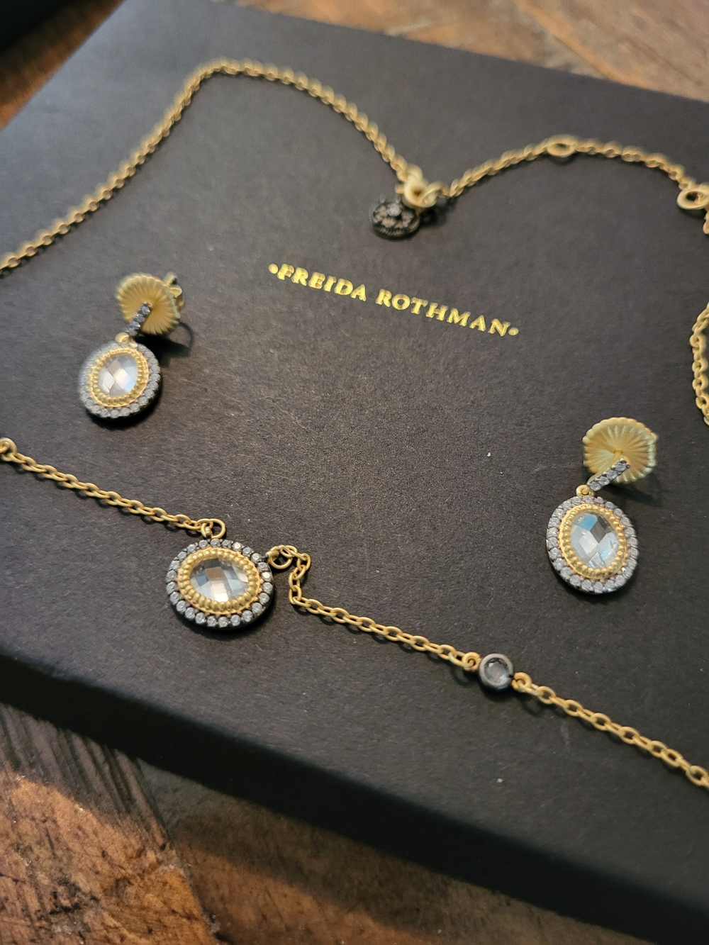 Freida Rothman Signature Collection Earrinfs And Necklace Set